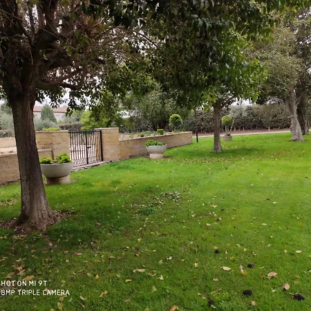 Blanca Con Piscina A 15 Minutos De Toledo - Aloha Toledo Villa Olías del Rey